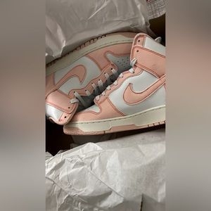 Wmns Dunk High 1985 'Arctic Orange'